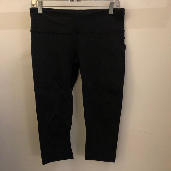 lululemon athletica Pants - Lululemon black crop legging, sz 10, 71041 lululemon athletica Pants - Lululemon black crop legging, sz 10, 71041